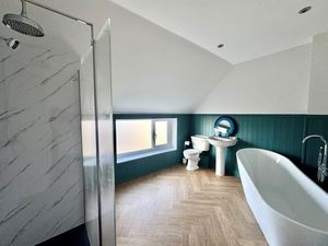 Photo 4- click for photo gallery